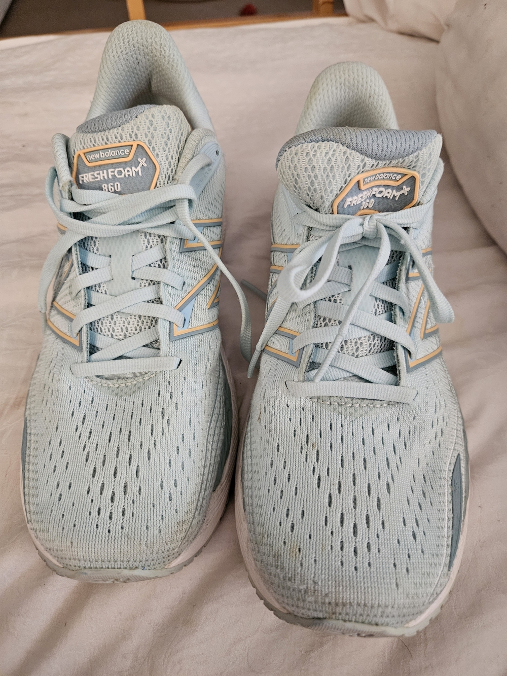 New Balance Women's Fresh Foam X 860 v12 in the "Pale Blue Chill/Light"